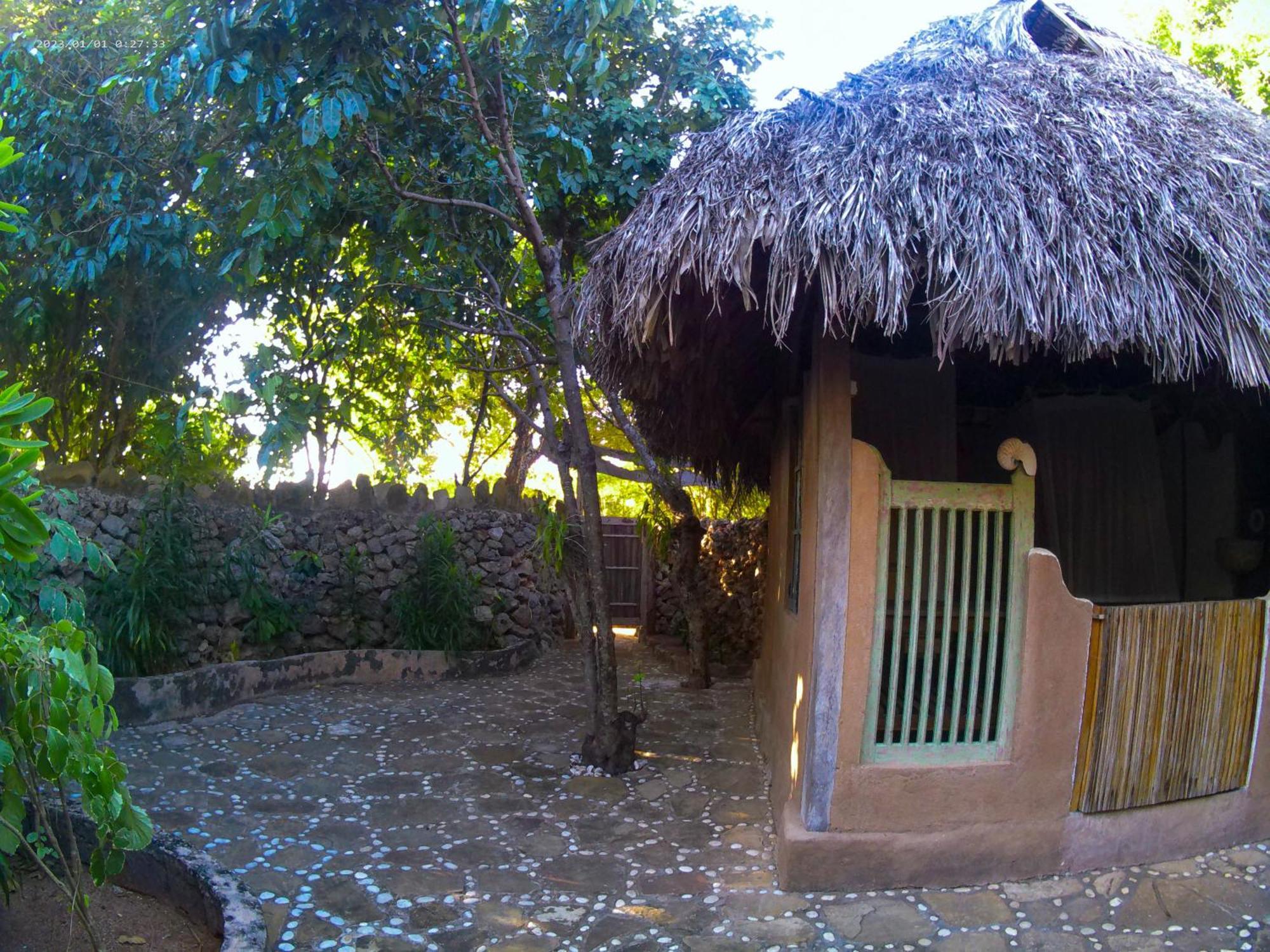 Utopia Rote Lodge Nembrala Dış mekan fotoğraf