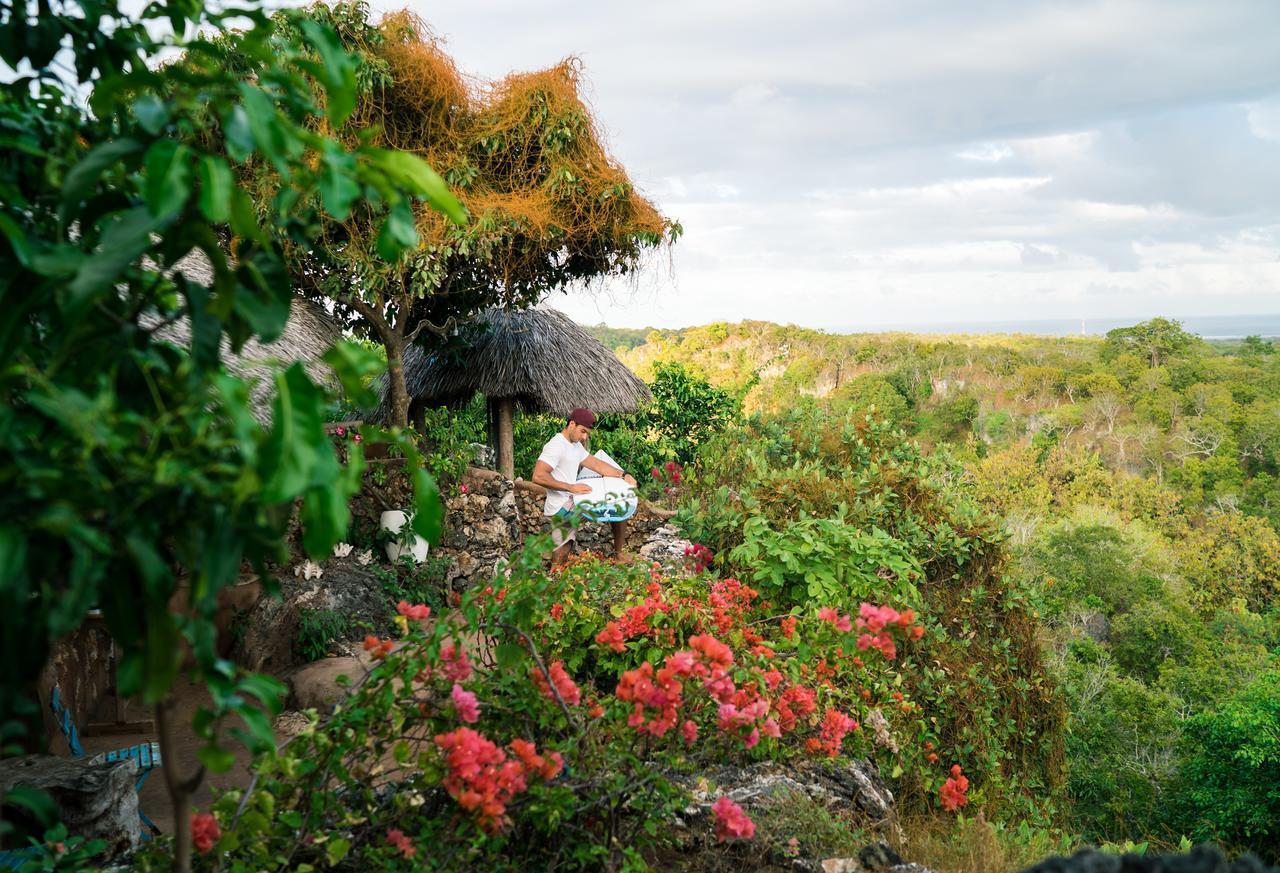 Utopia Rote Lodge Nembrala Dış mekan fotoğraf