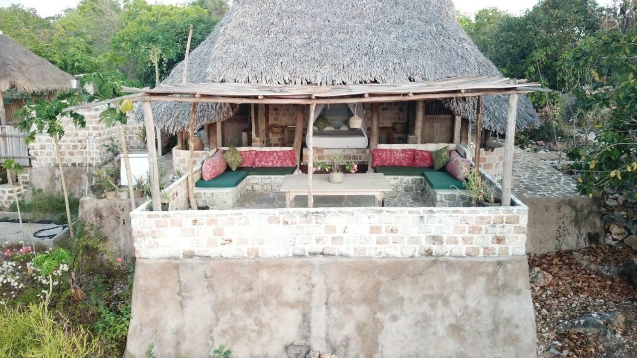 Utopia Rote Lodge Nembrala Dış mekan fotoğraf
